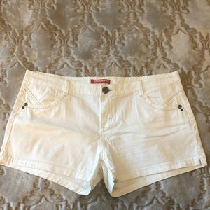 Unionbay White Shorts 17